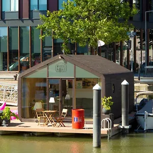 Botel Wikkelboats At Wijnhaven