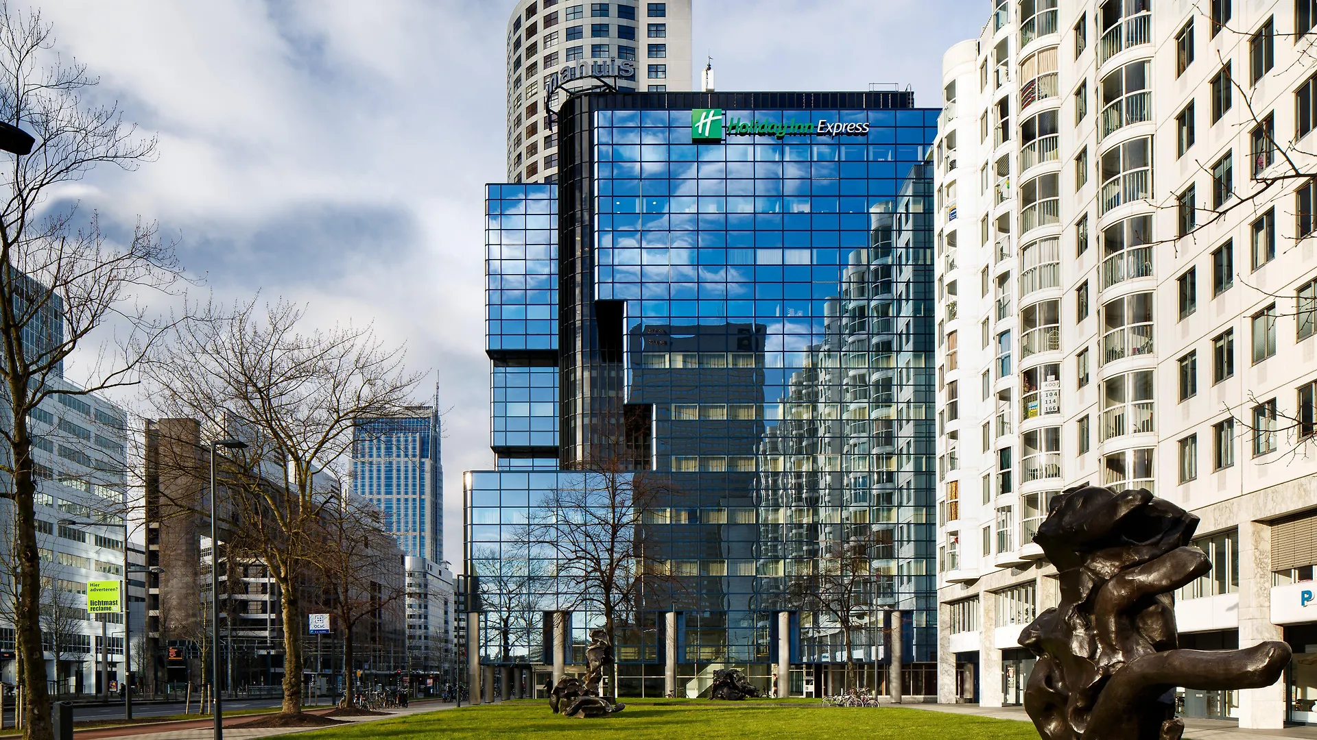 Holiday Inn Express Rotterdam - Central Station By Ihg contacts