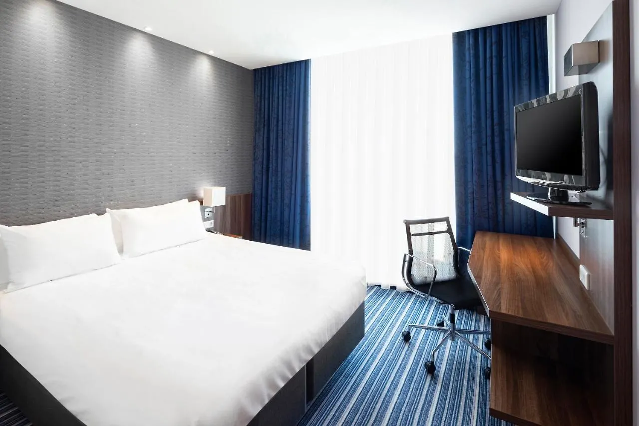 Hotel Holiday Inn Express Rotterdam - Central Station By Ihg