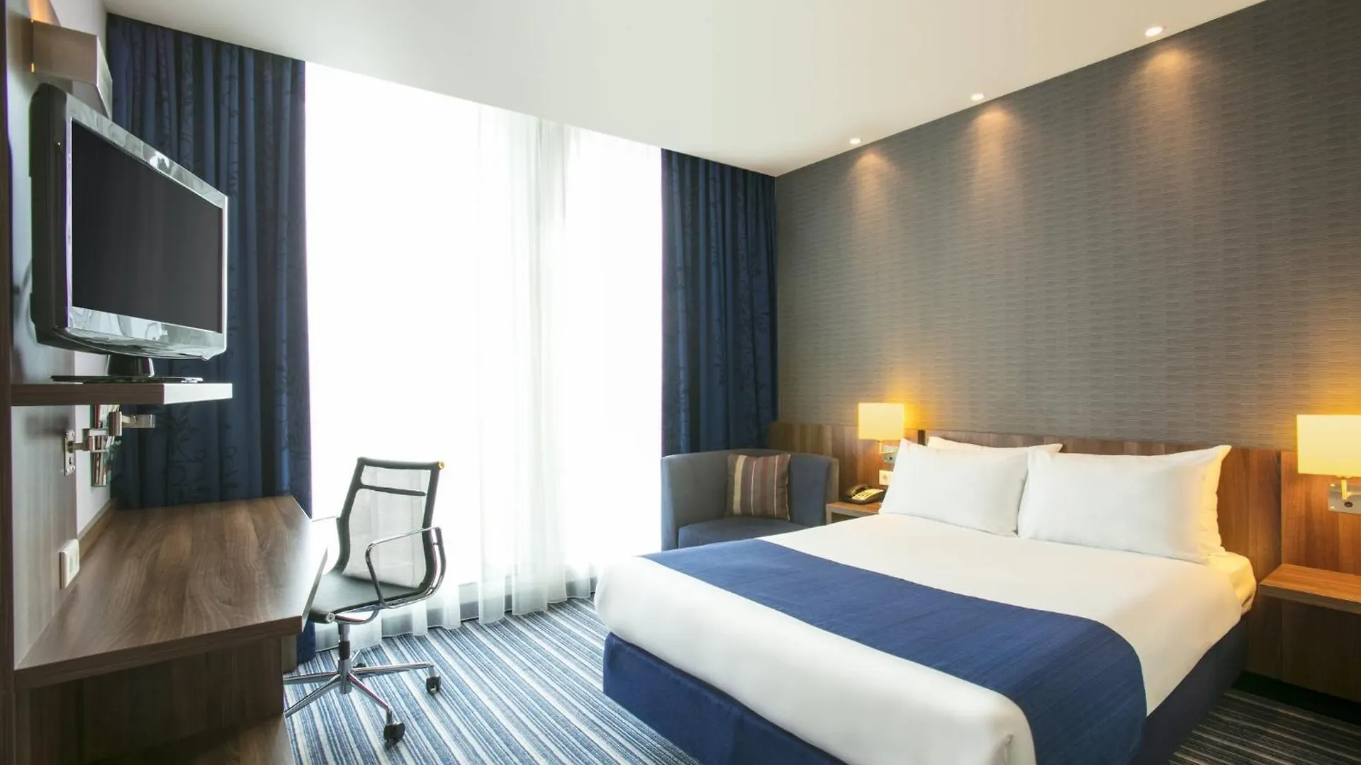 Hotel Holiday Inn Express Rotterdam - Central Station By Ihg