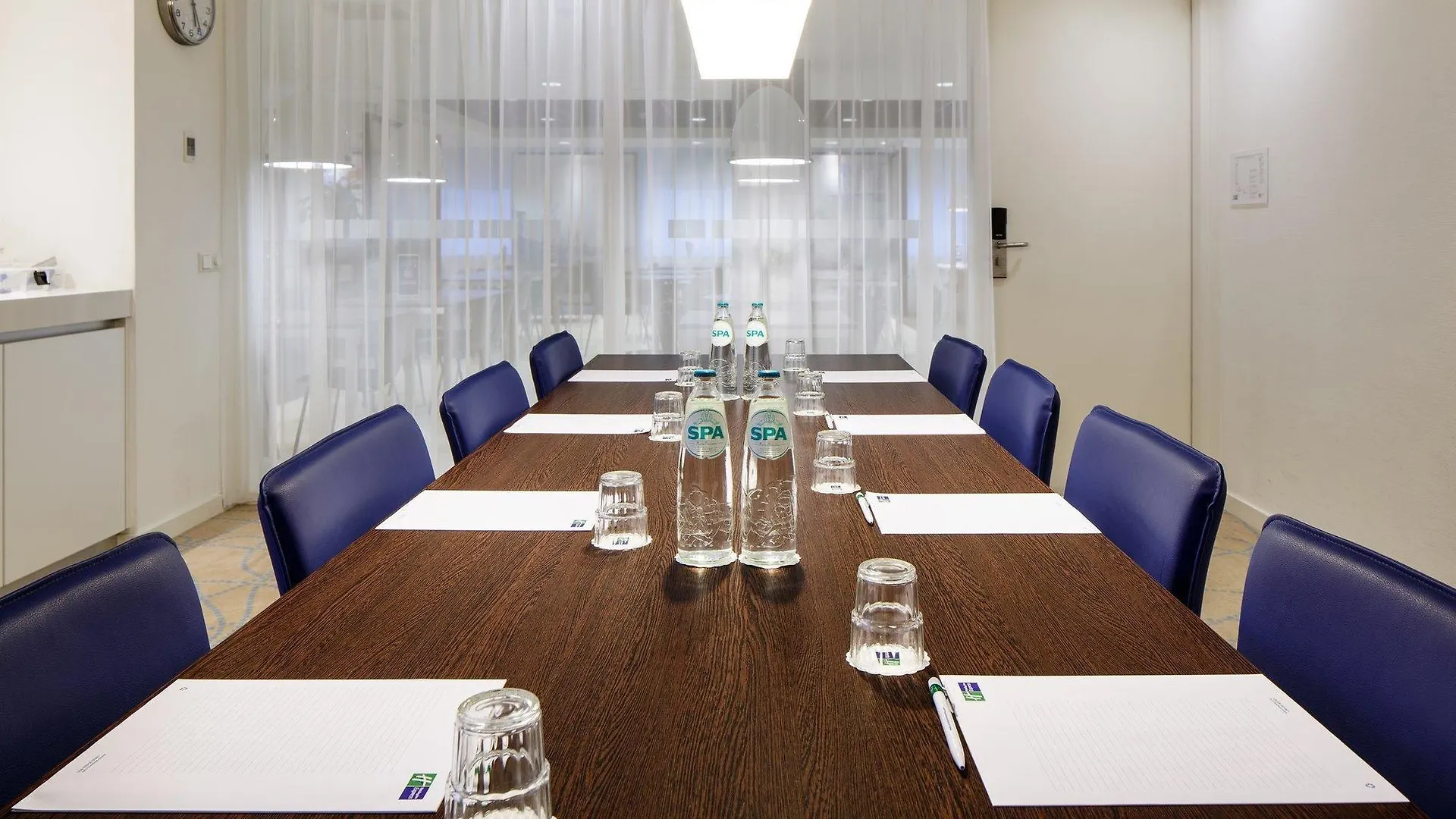 Holiday Inn Express Rotterdam - Central Station By Ihg