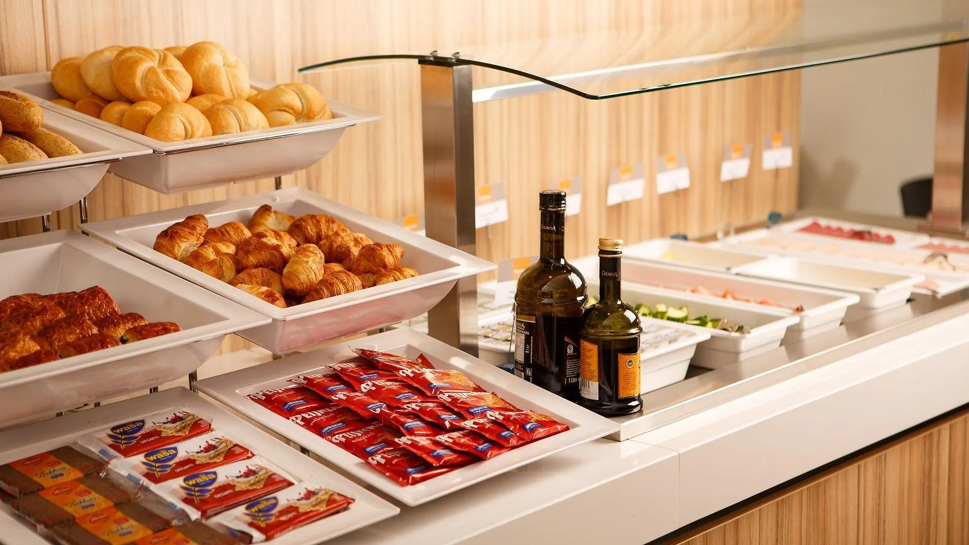 *** Hotel Holiday Inn Express Rotterdam - Central Station By Ihg Netherlands