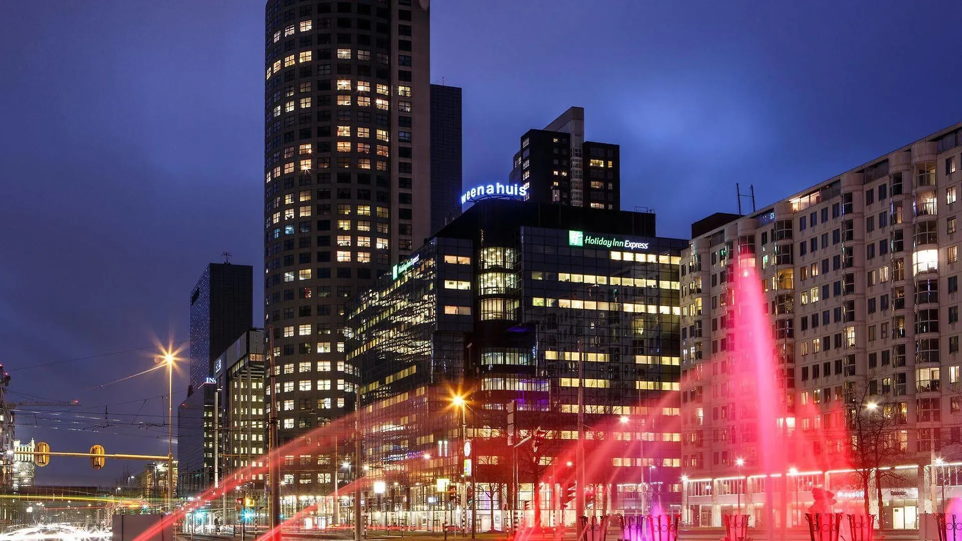 Holiday Inn Express Rotterdam - Central Station By Ihg Hotel