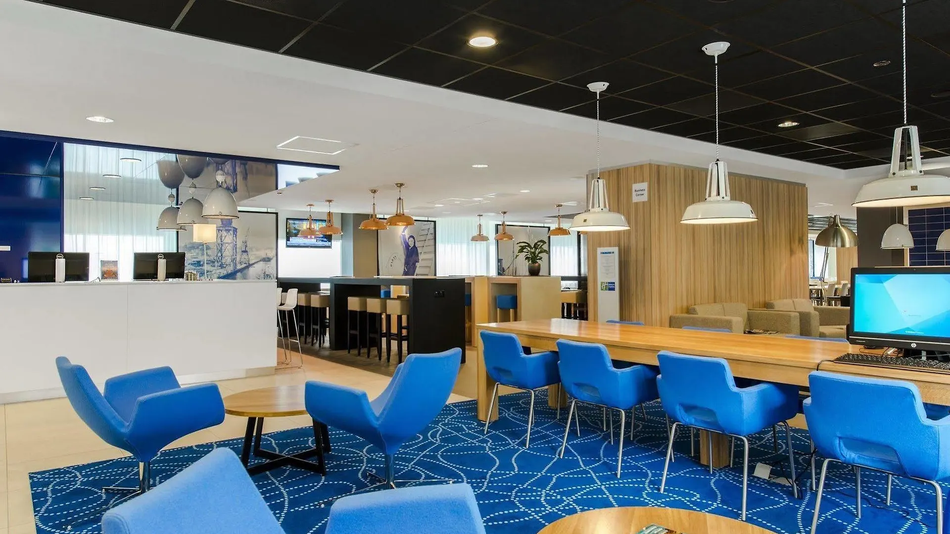 Holiday Inn Express Rotterdam - Central Station By Ihg Hotel